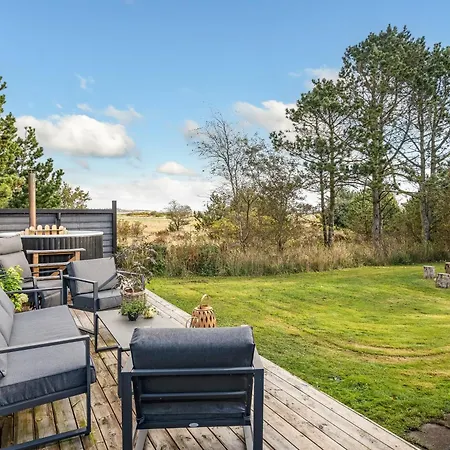 Lovely House In Scenic Surroundings