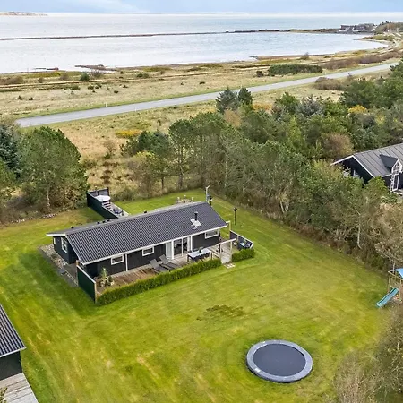 Lovely House In Scenic Surroundings Thyholm