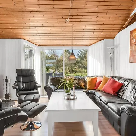 Сasa de vacaciones Lovely House In Scenic Surroundings *