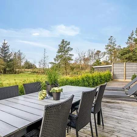 Lovely House In Scenic Surroundings